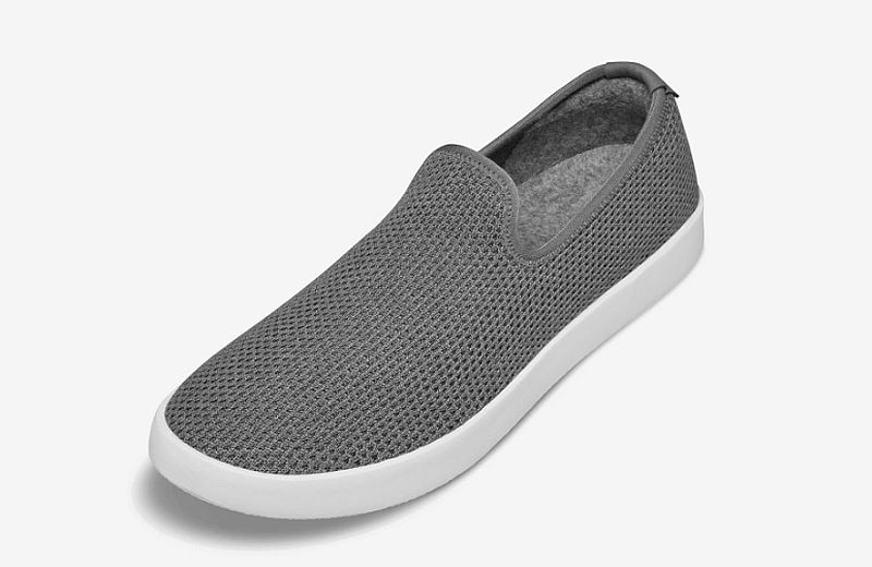 lightweight travel shoes